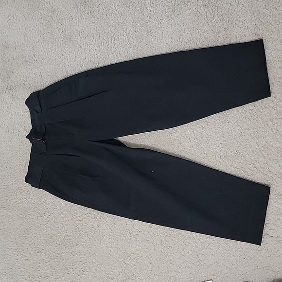 Banana Republic black high waisted cropped belted pants - Picture 1 of 6